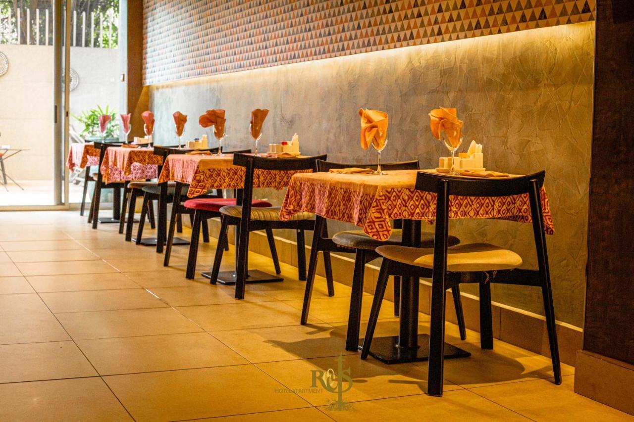 Roots Hotel Apartments אבידג'אן מראה חיצוני תמונה