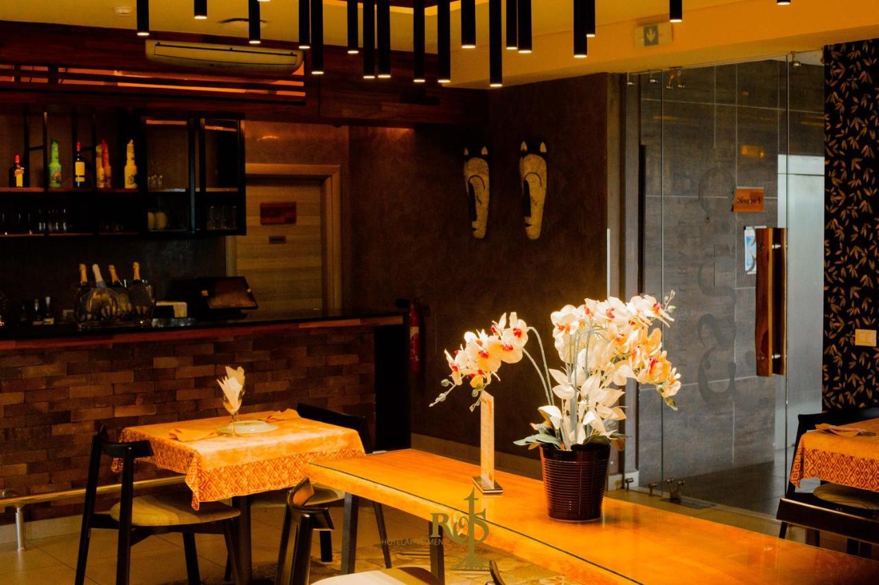 Roots Hotel Apartments אבידג'אן מראה חיצוני תמונה