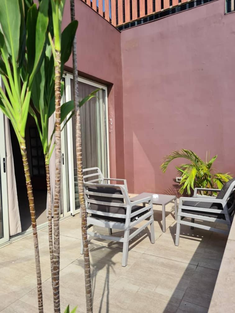 Roots Hotel Apartments אבידג'אן מראה חיצוני תמונה